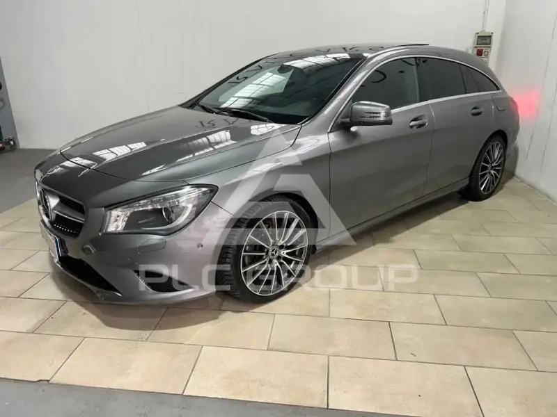 2015 Mercedes Benz CLA 200