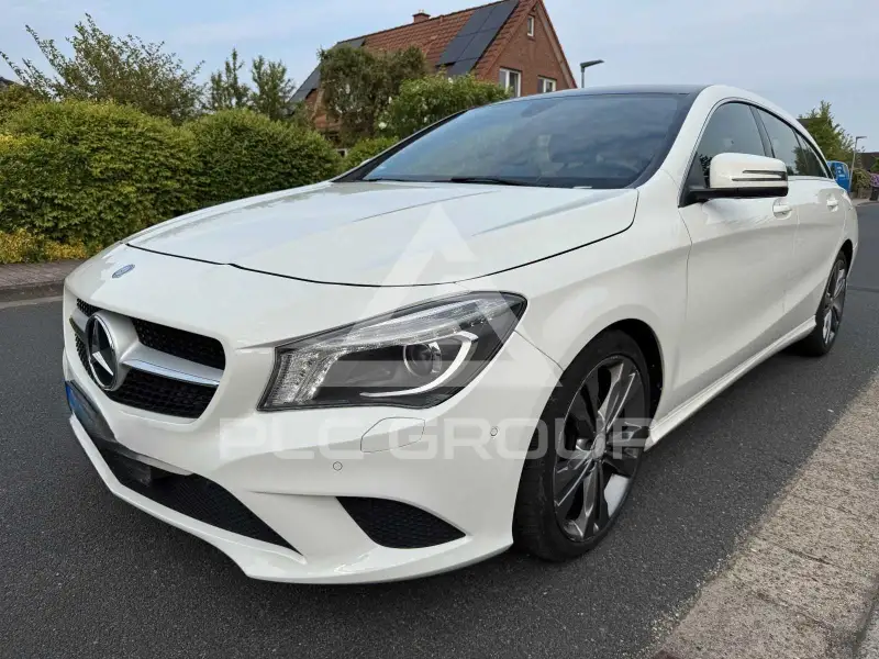 2015 Mercedes Benz CLA 200
