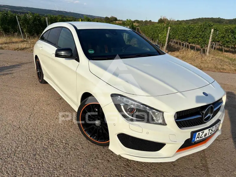 2015 Mercedes Benz CLA 200