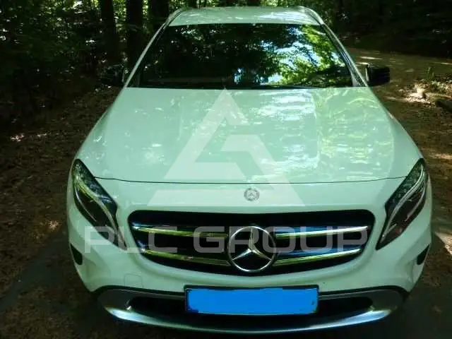 2015 Mercedes Benz 220
