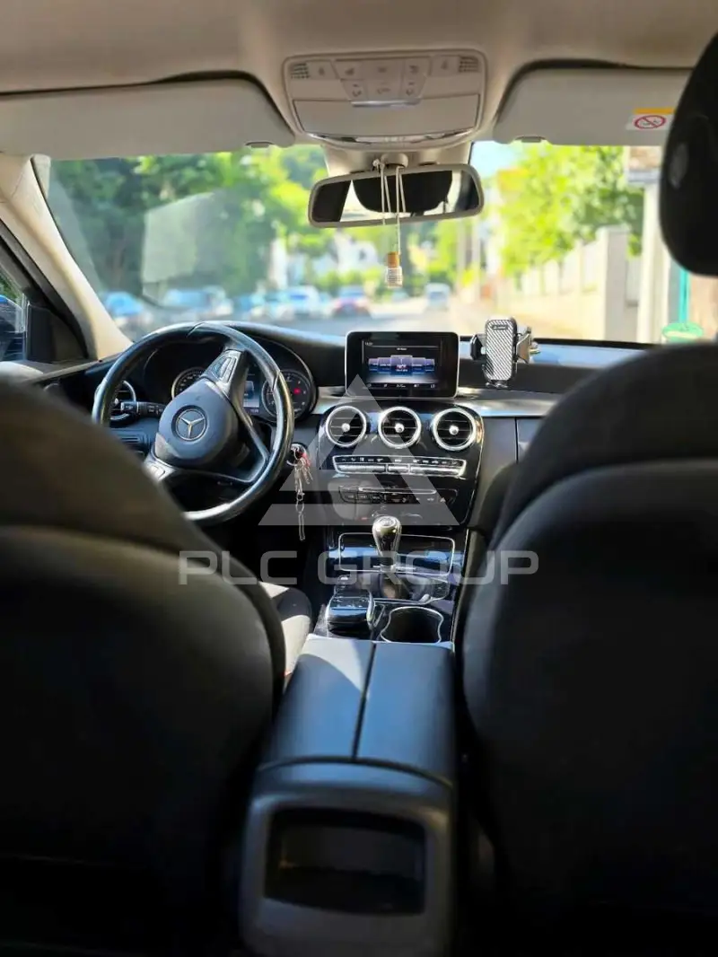 2015 Mercedes Benz 220
