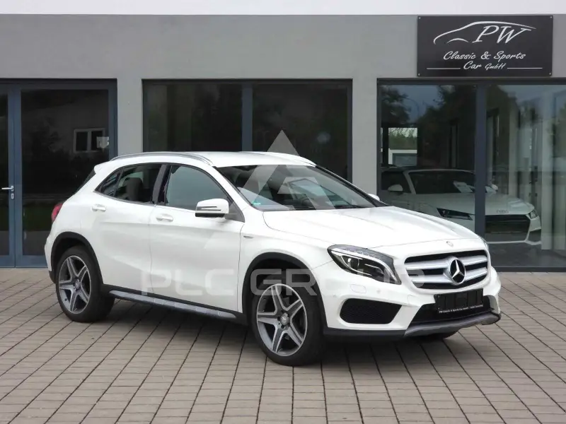 2015 Mercedes Benz GLA 250