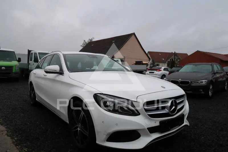2015 Mercedes Benz C 220