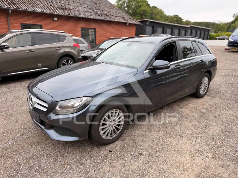 2015 Mercedes Benz C 220