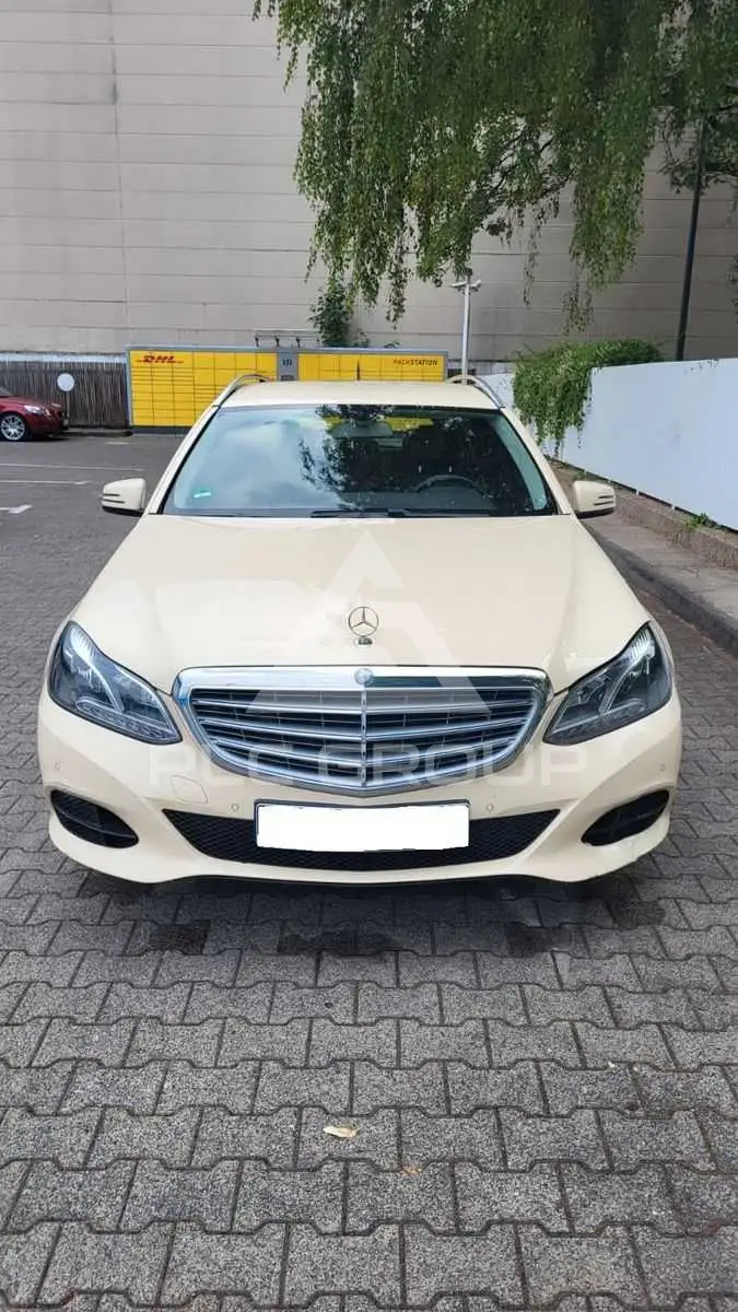 2015 Mercedes Benz E 200