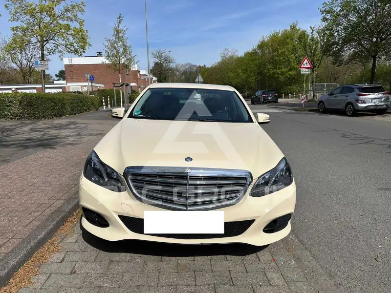 2015 Mercedes Benz E 200