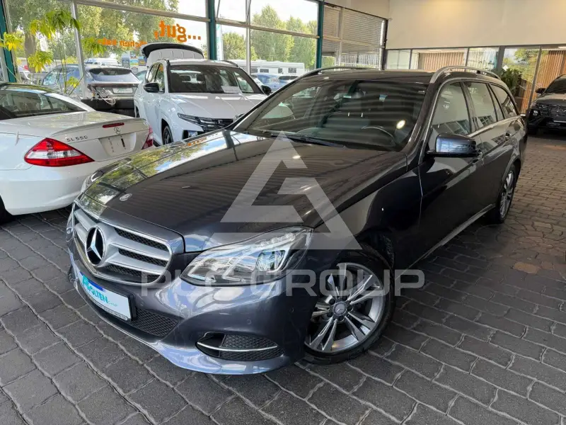 2015 Mercedes Benz E 220