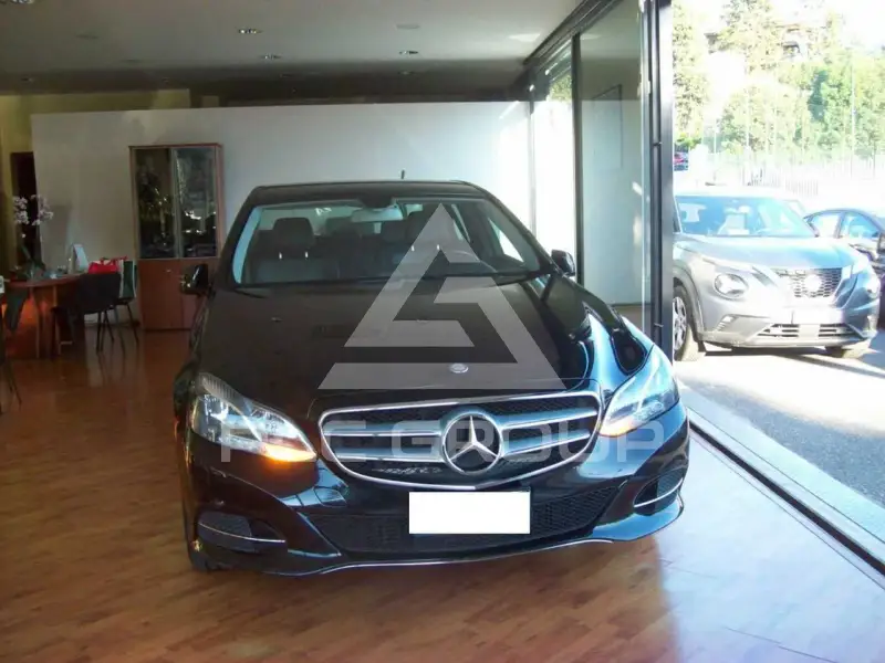 2015 Mercedes Benz E 220
