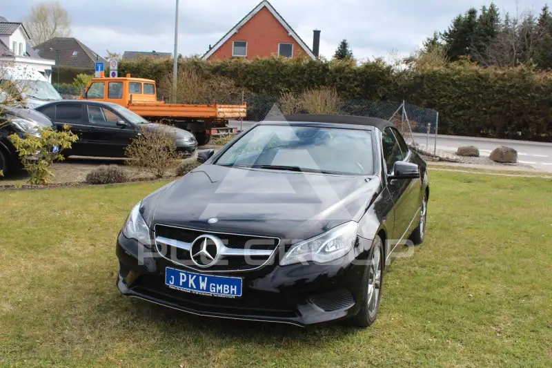 2015 Mercedes Benz E 220