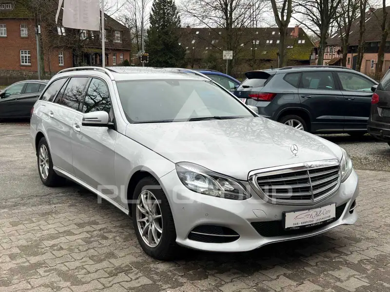 2015 Mercedes Benz E 220