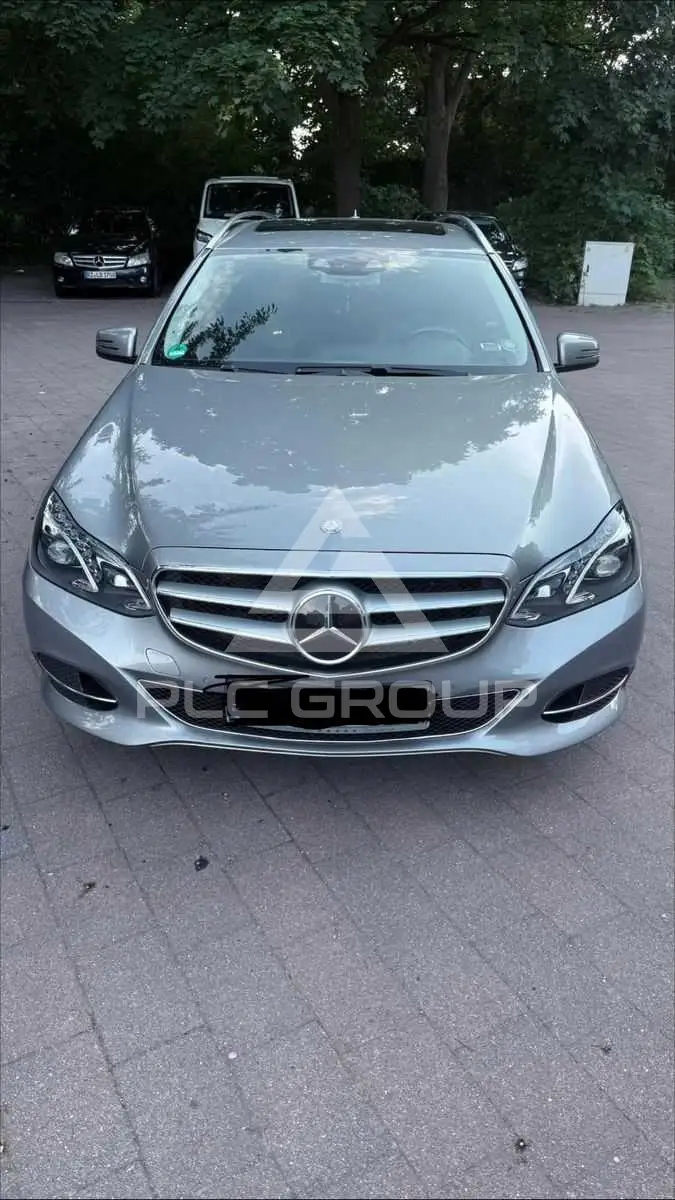 2015 Mercedes Benz E 220