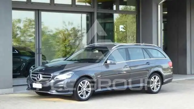 2015 Mercedes Benz E 220