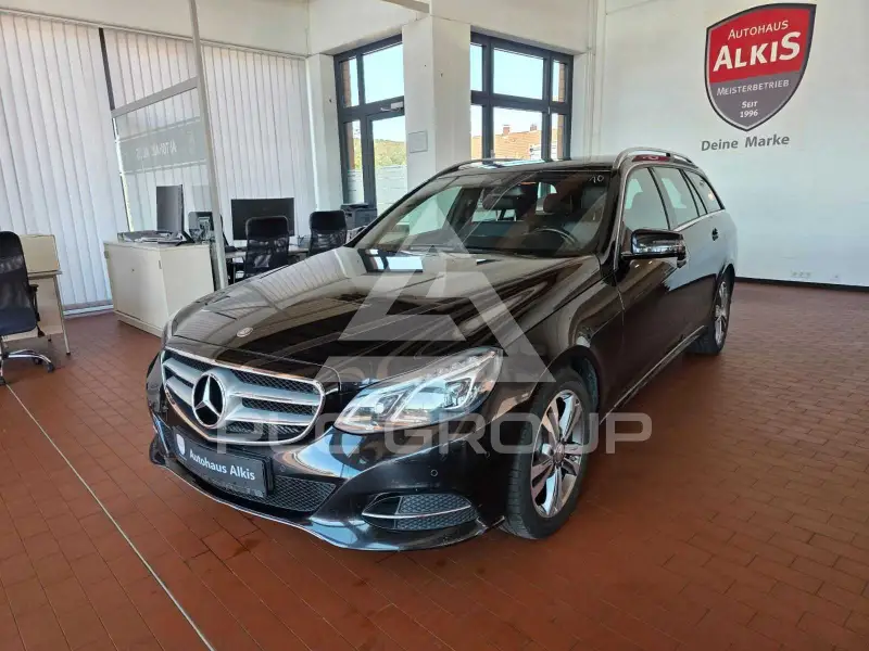 2015 Mercedes Benz E 220