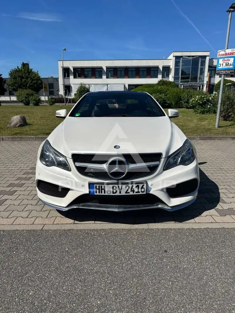 2015 Mercedes Benz E 220