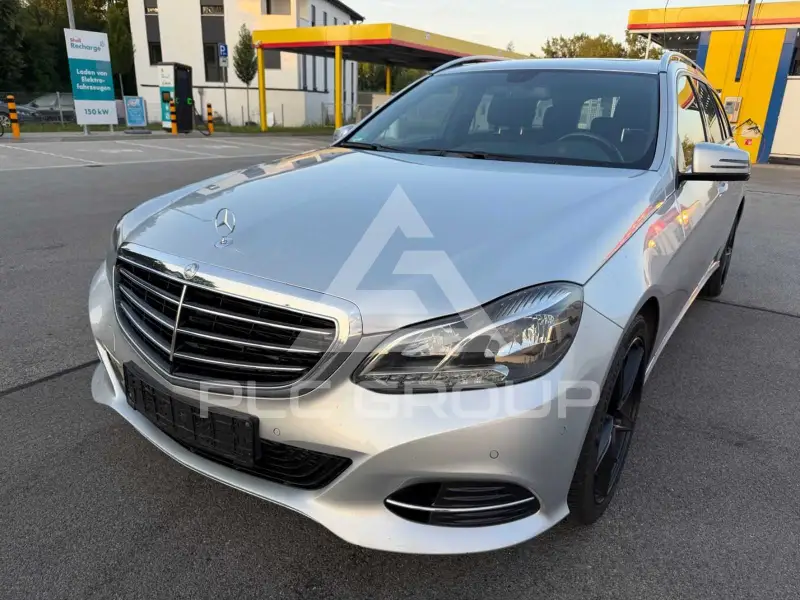 2015 Mercedes Benz E 220
