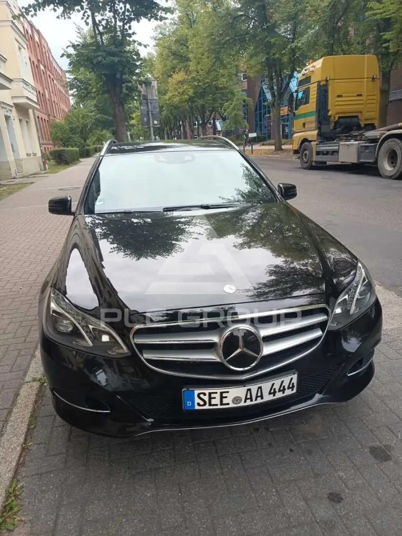 2015 Mercedes Benz E 220