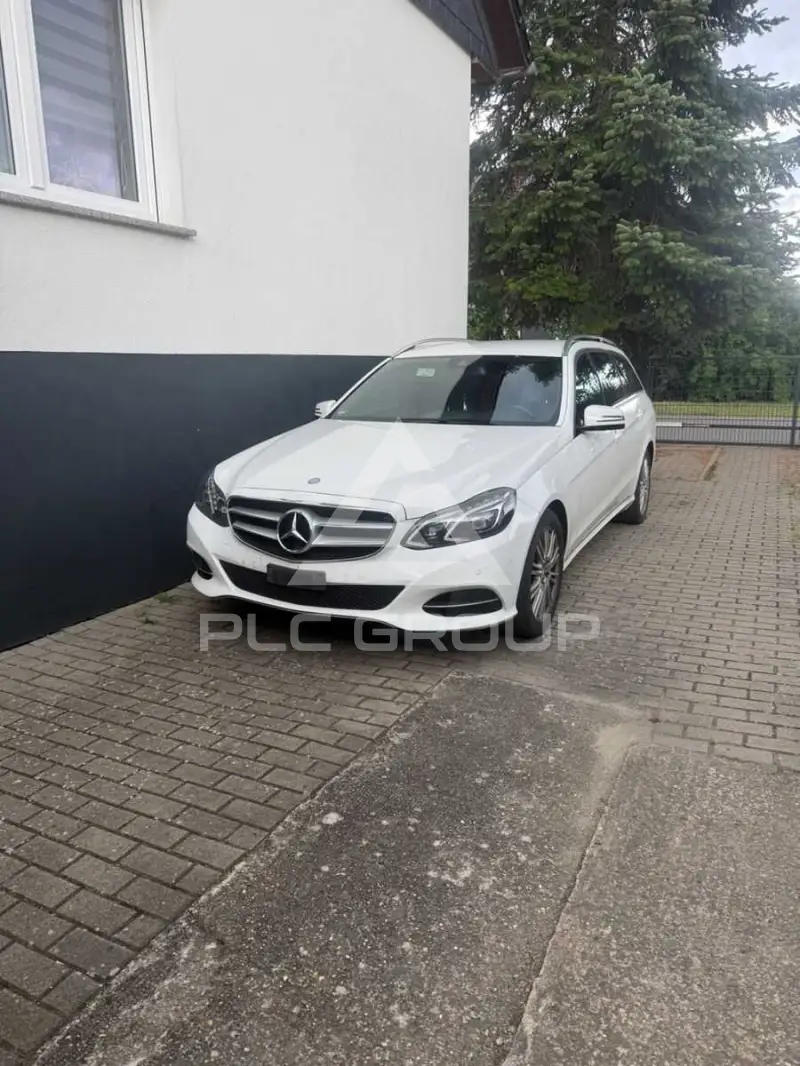 2015 Mercedes Benz E 220