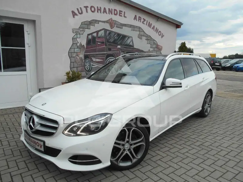 2015 Mercedes Benz E 220