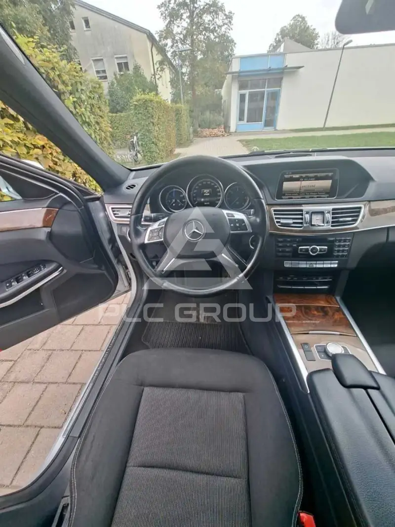 2015 Mercedes Benz E 220