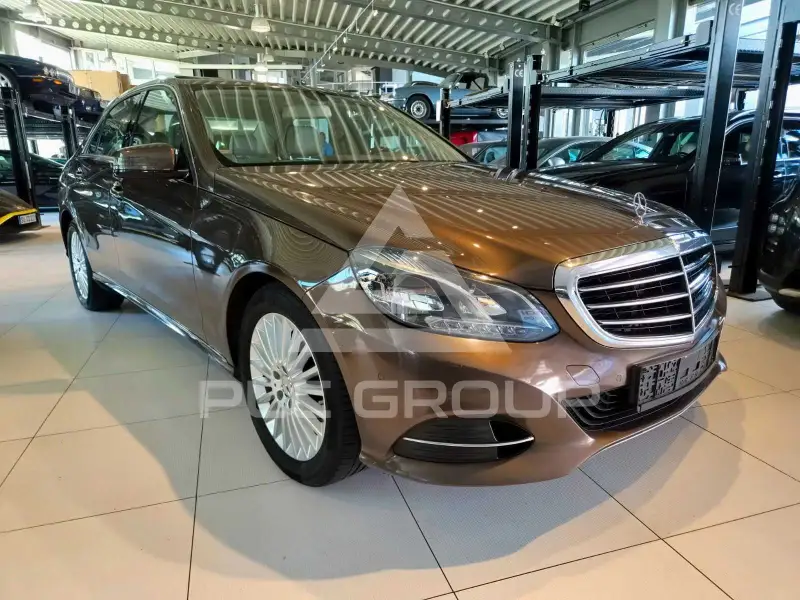2015 Mercedes Benz E 220