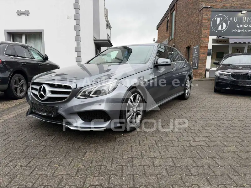 2015 Mercedes Benz E 220