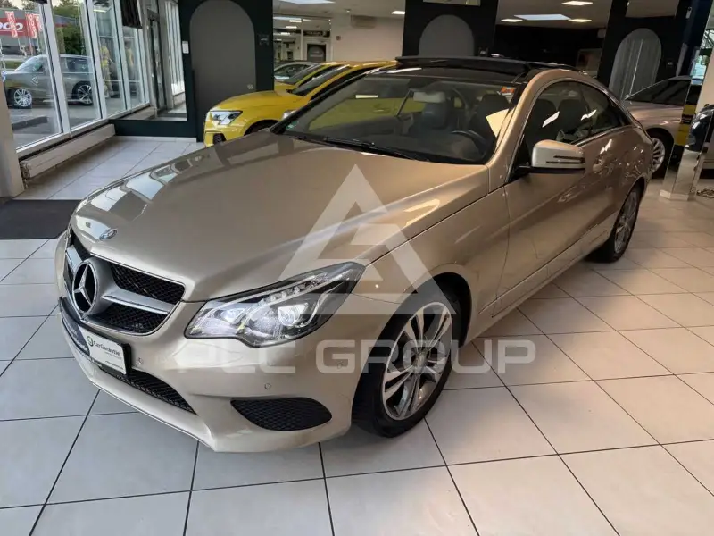 2015 Mercedes Benz E 220