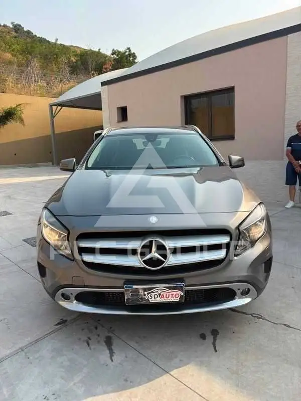 2015 Mercedes Benz GLA 200