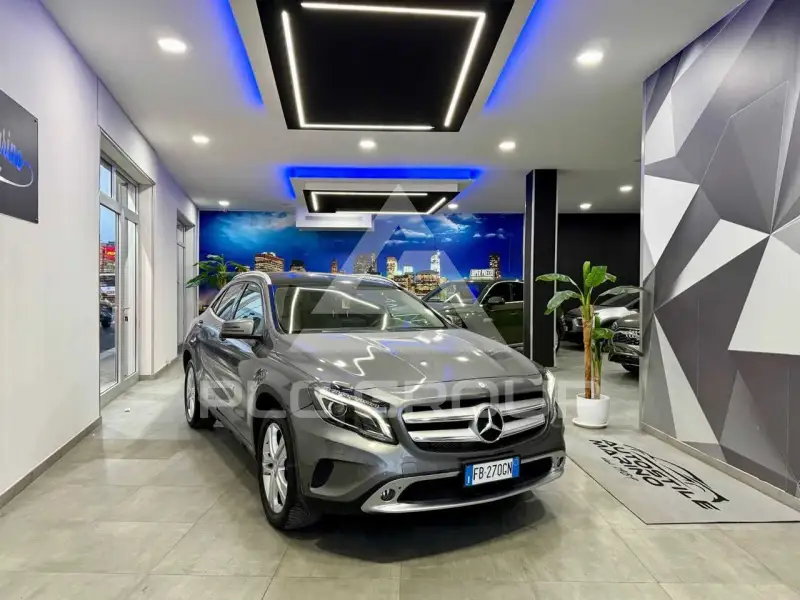 2015 Mercedes Benz GLA 200