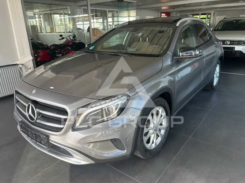 2015 Mercedes Benz GLA 200