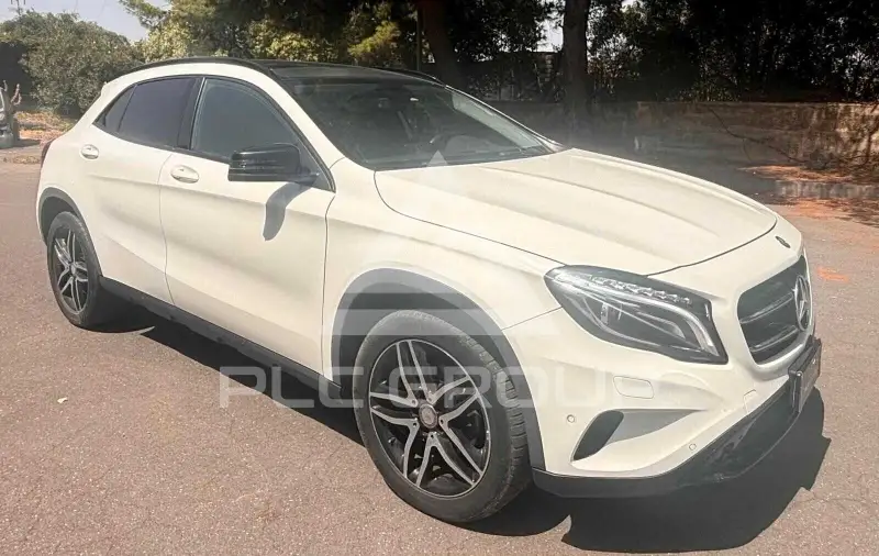 2015 Mercedes Benz GLA 200