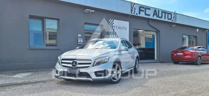 2015 Mercedes Benz GLA 200