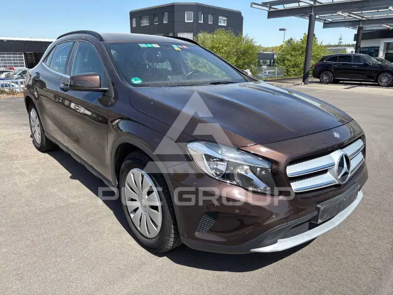 2015 Mercedes Benz GLA 200