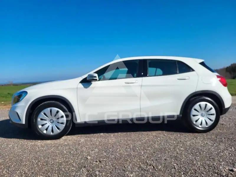 2015 Mercedes Benz GLA 200