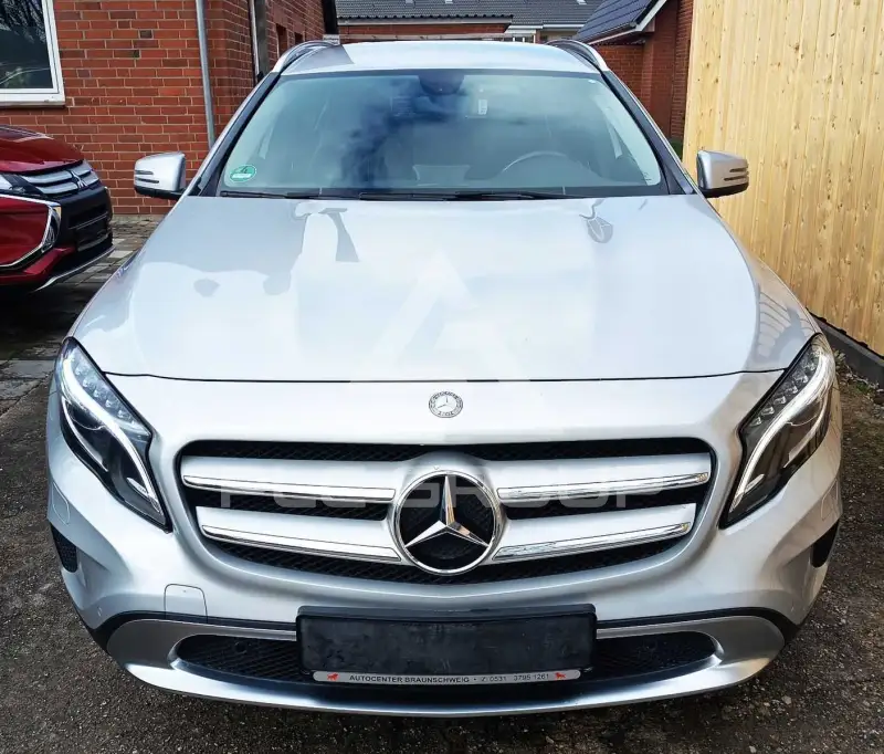 2015 Mercedes Benz GLA 200