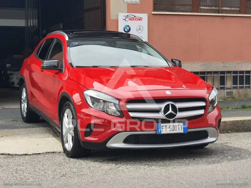 2015 Mercedes Benz GLA 200
