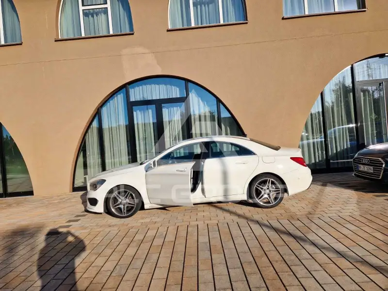 2015 Mercedes Benz CLA 180