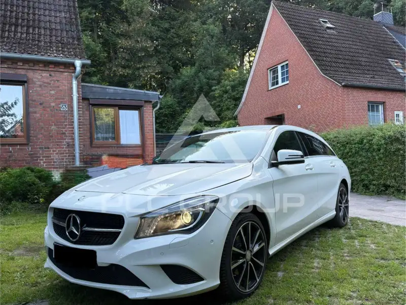 2015 Mercedes Benz CLA 180