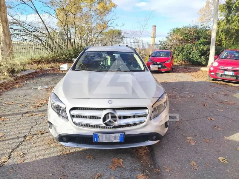 2015 Mercedes Benz GLA 220