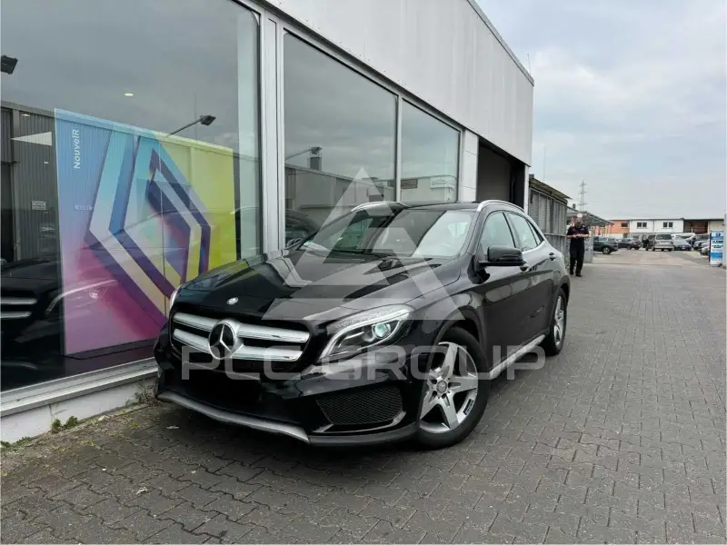 2015 Mercedes Benz GLA 220