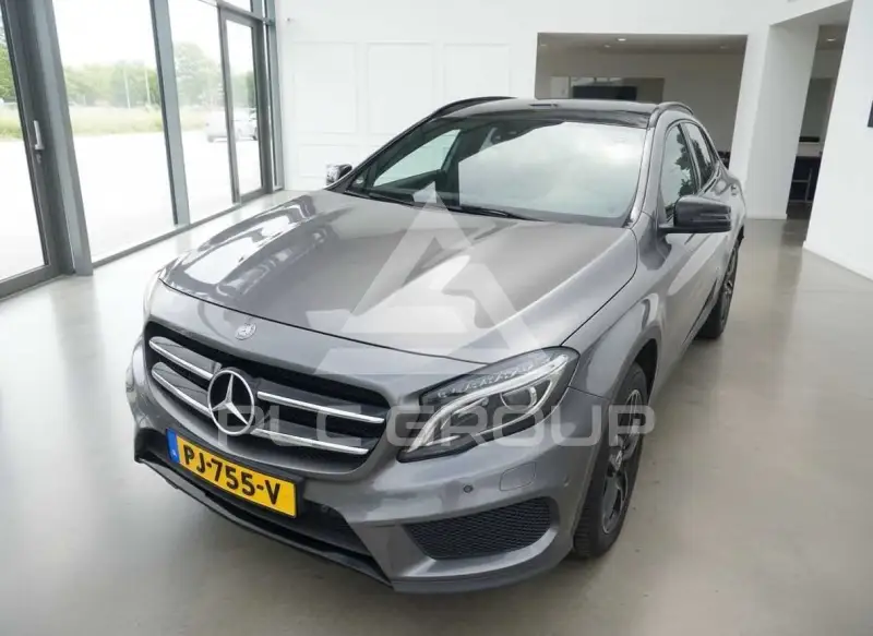 2015 Mercedes Benz GLA 220