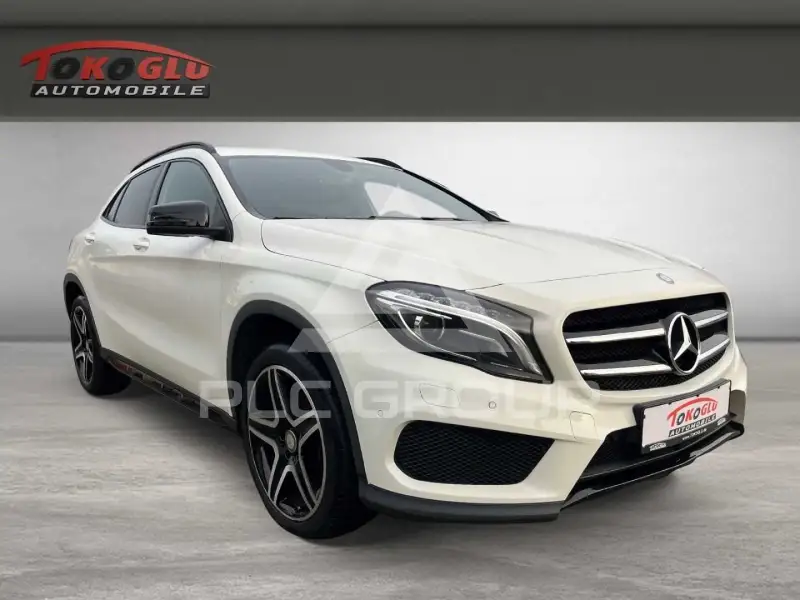 2015 Mercedes Benz GLA 220