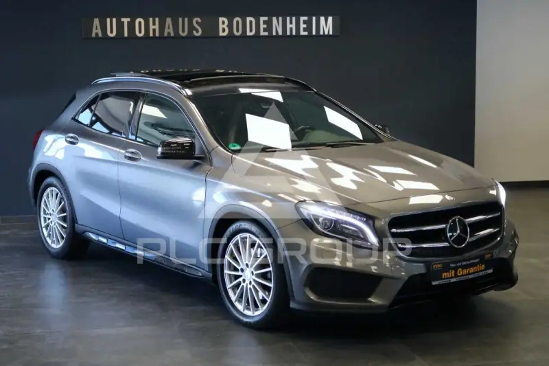 2015 Mercedes Benz GLA 220