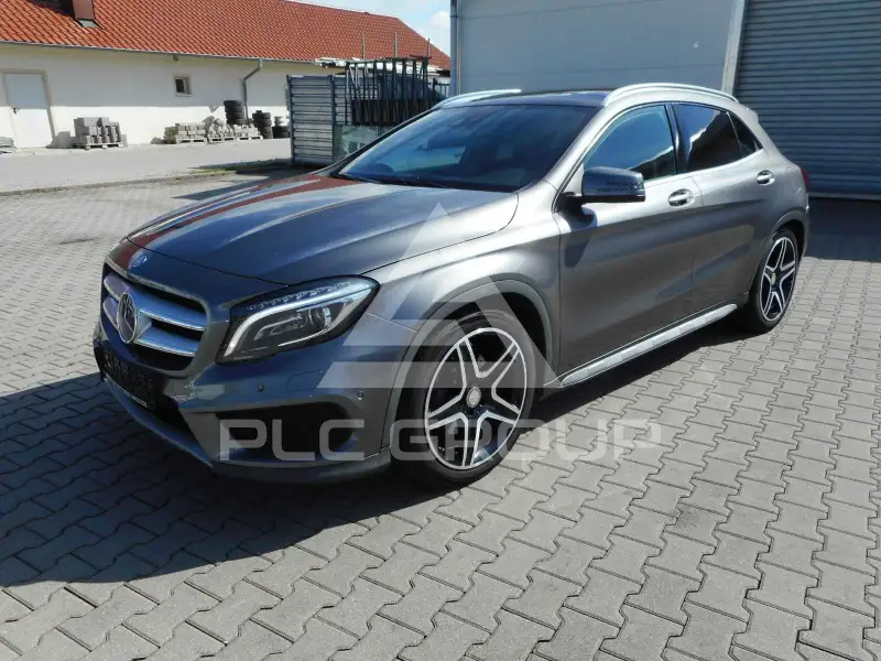 2015 Mercedes Benz GLA 220