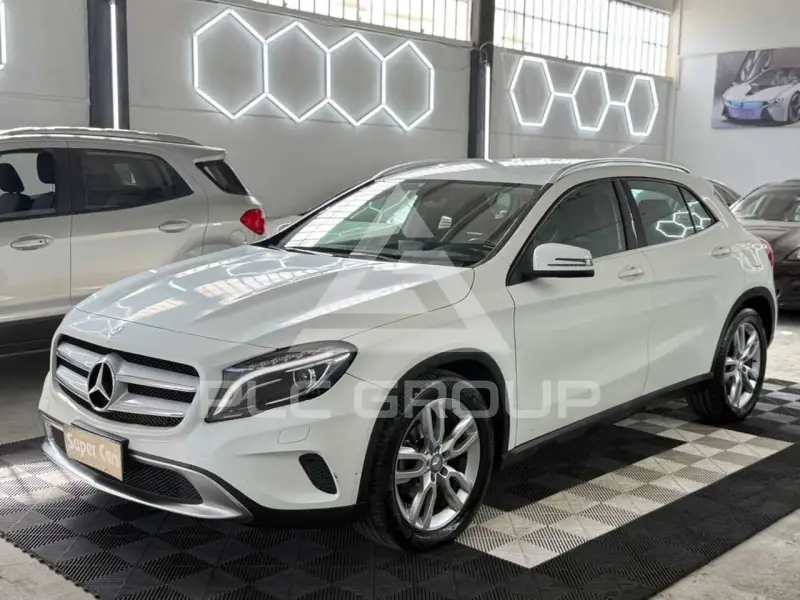 2015 Mercedes Benz GLA 220