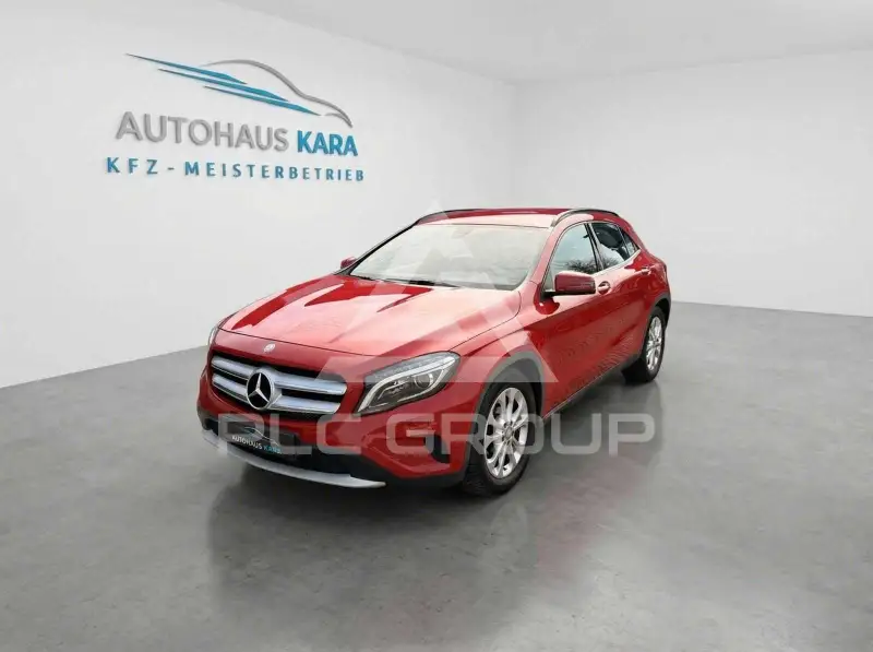 2015 Mercedes Benz GLA 220