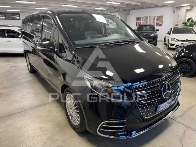 2015 Mercedes Benz V 220