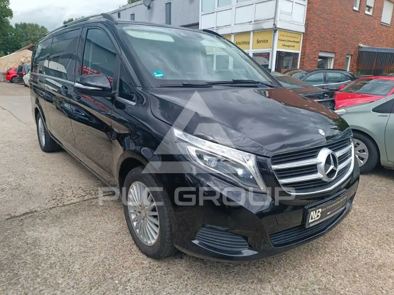 2015 Mercedes Benz V 220