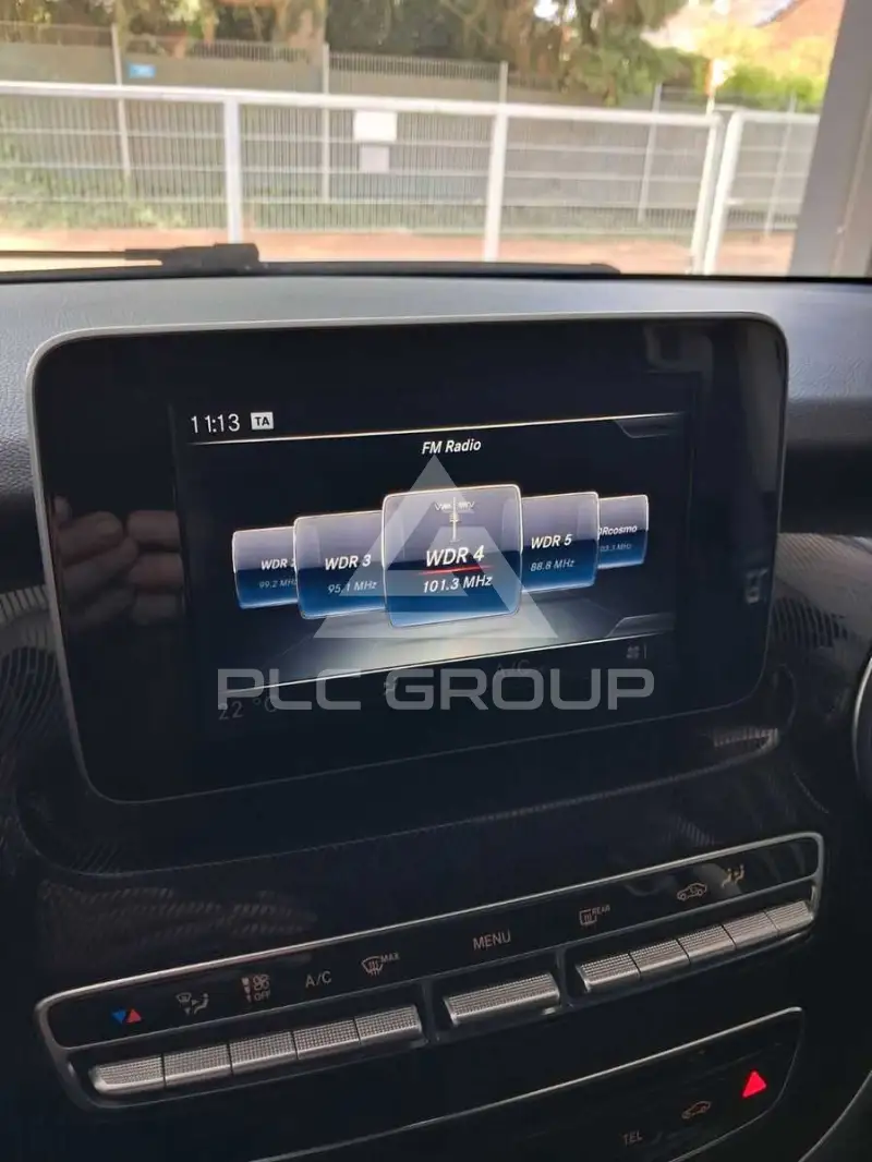 2015 Mercedes Benz V 220