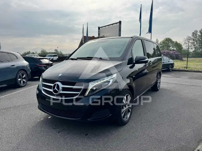 2015 Mercedes Benz V 220
