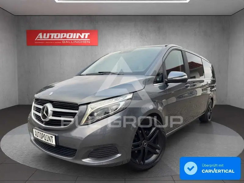 2015 Mercedes Benz V 220